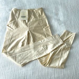 High waisted Fabletics pocket leggings
